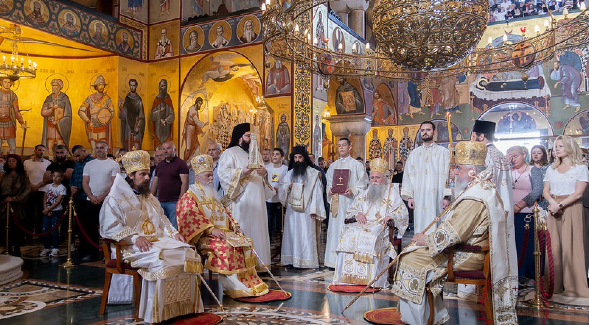 Архијерејска Литургија у храму Христовог Васкрсења у Подгорици