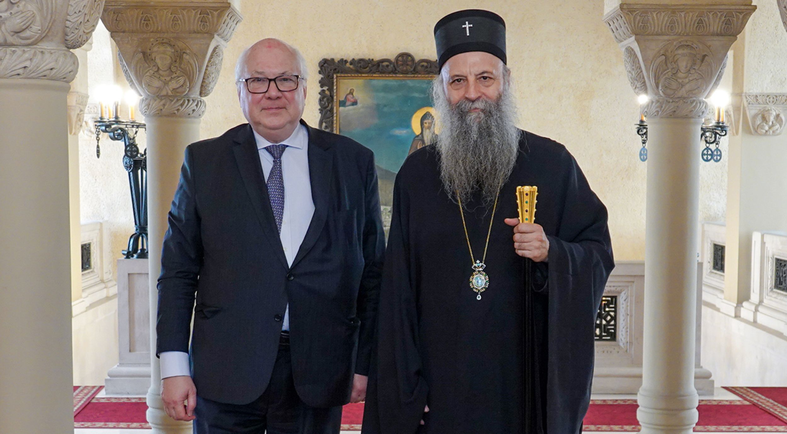 Патријарх Порфирије разговарао са француским дипломатом  Жан-Кристофом Поселом