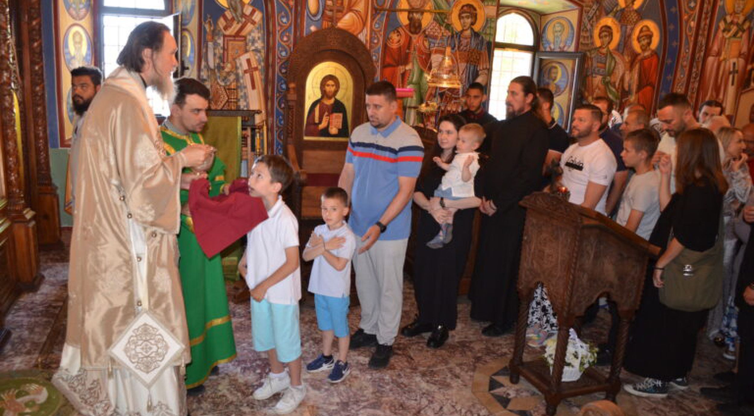 Владика Јован у Острогу: Величина једног народа мери се по броју светитеља