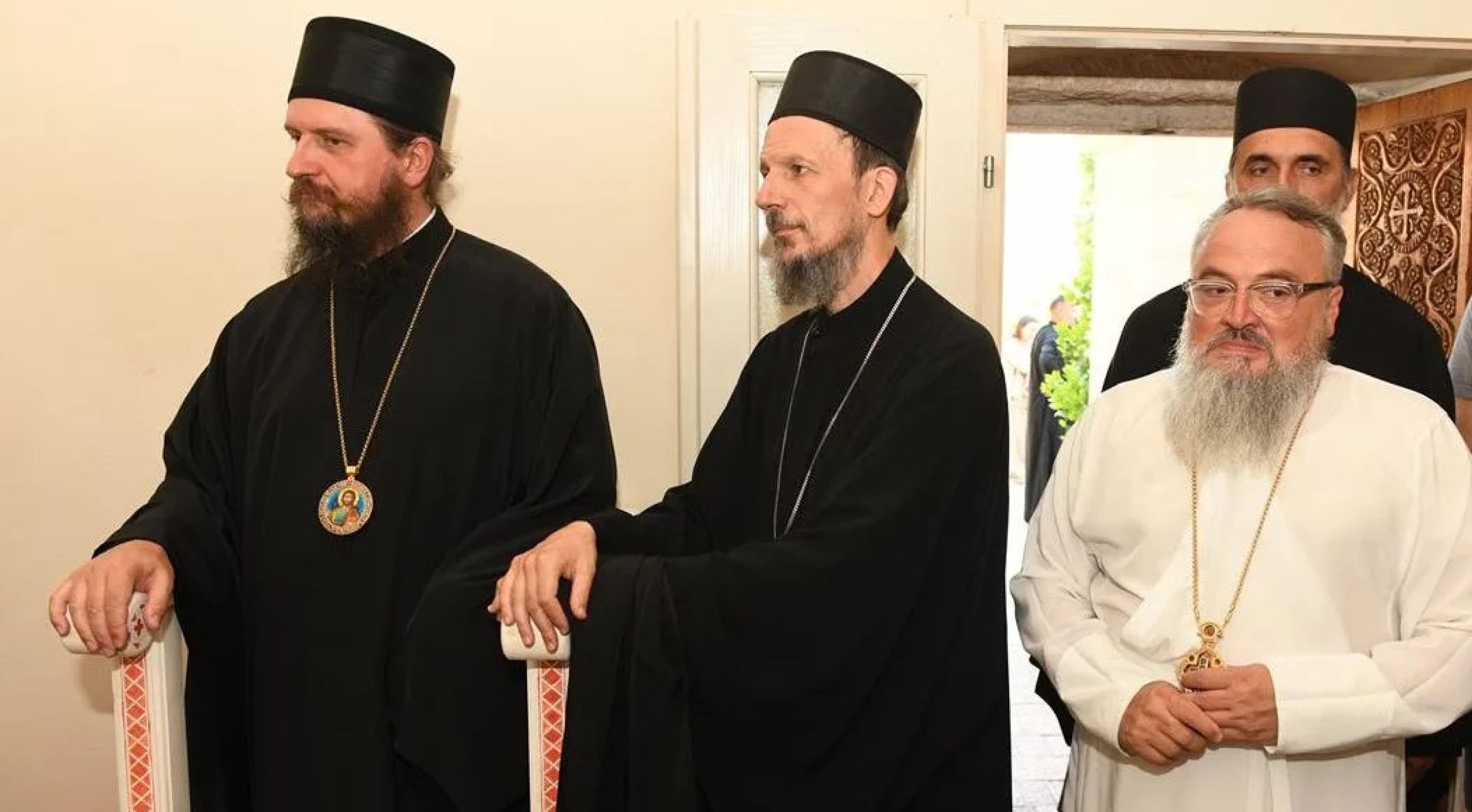 Архијереји Димитрије и Сергије богослужили у манастиру Светих свештеномученика Житомислићких