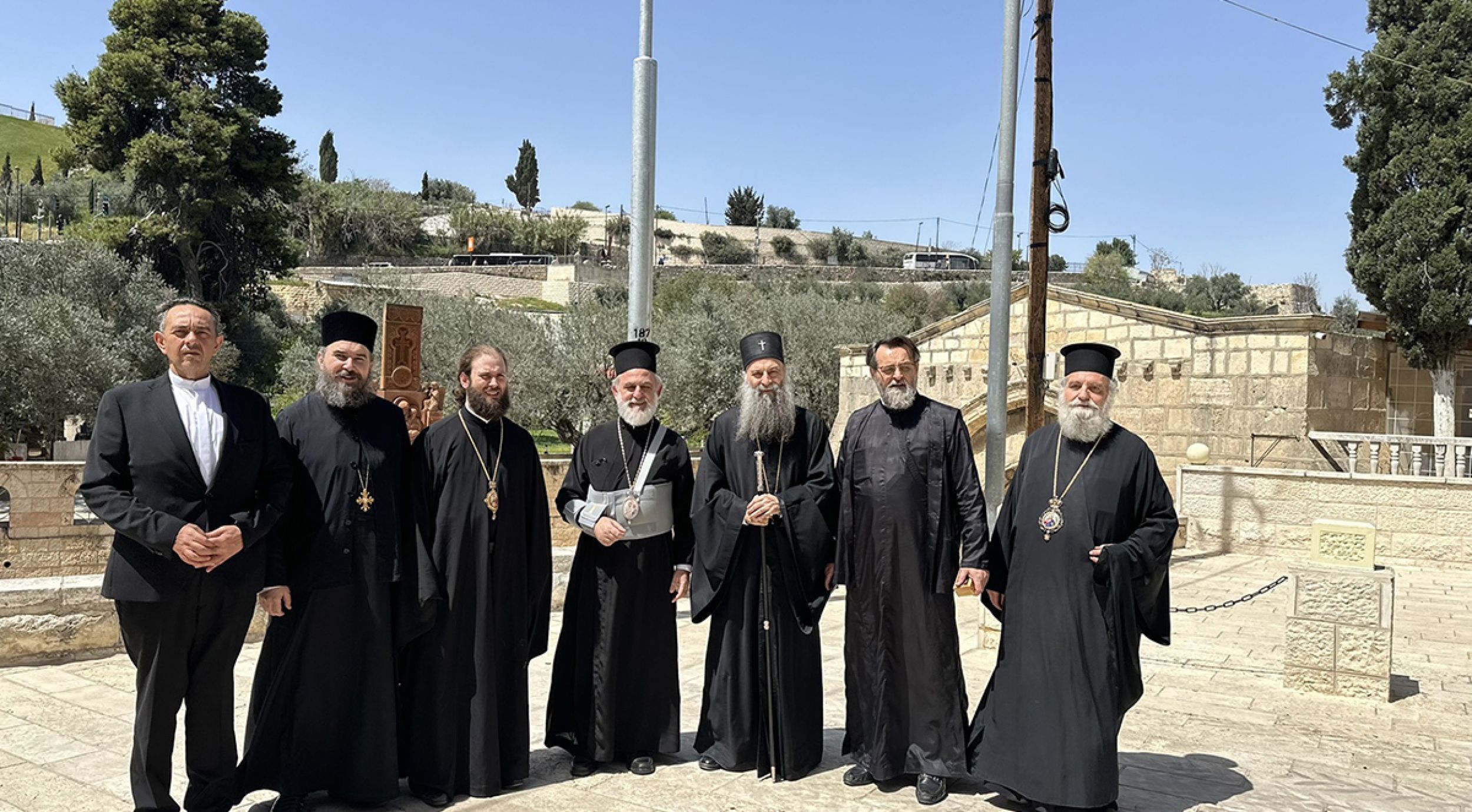 Патриарх Порфирий поклонился гробу Пресвятой Богородицы