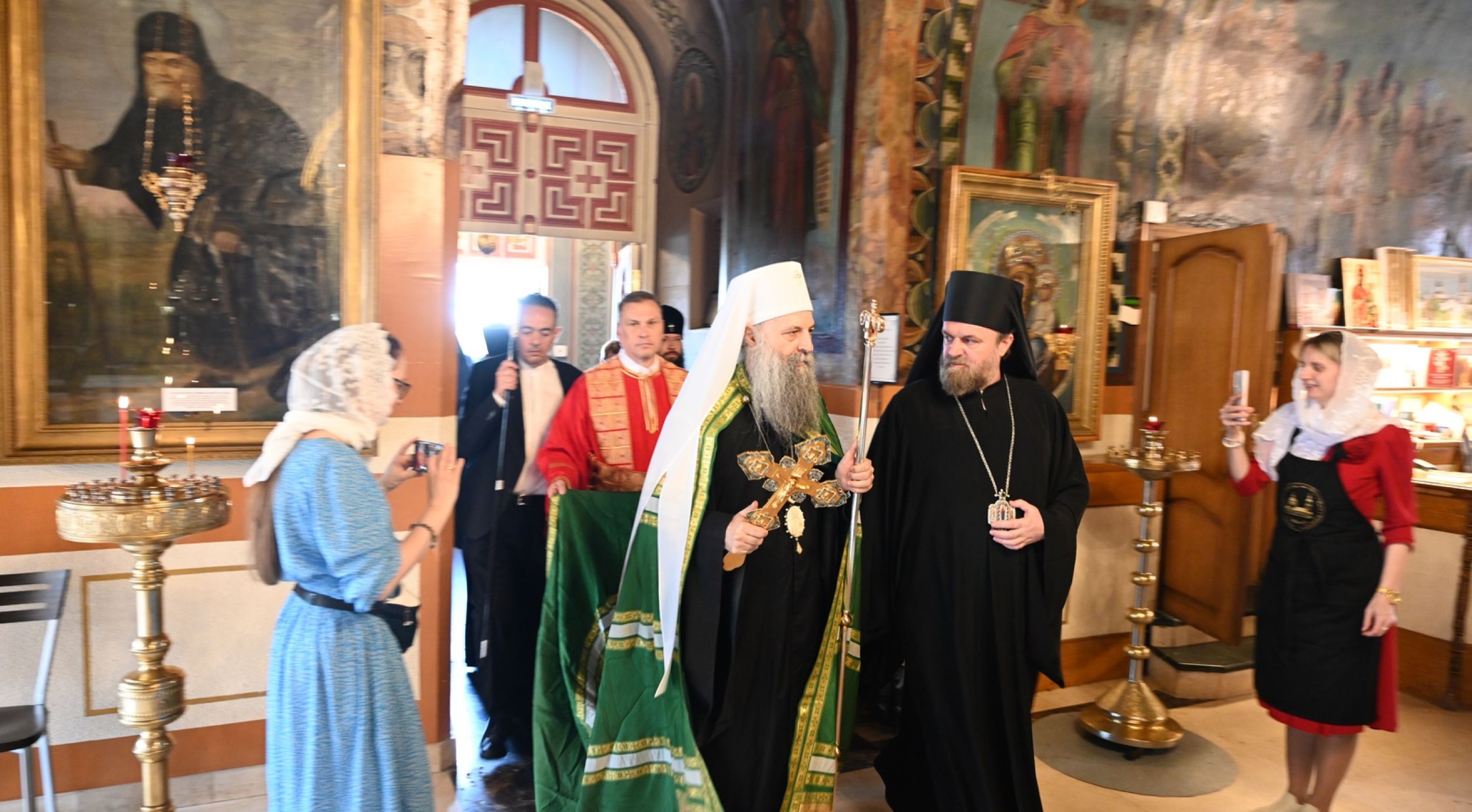 Святейший Патриарх Сербский Порфирий посетил Сербское Подворье в Москве