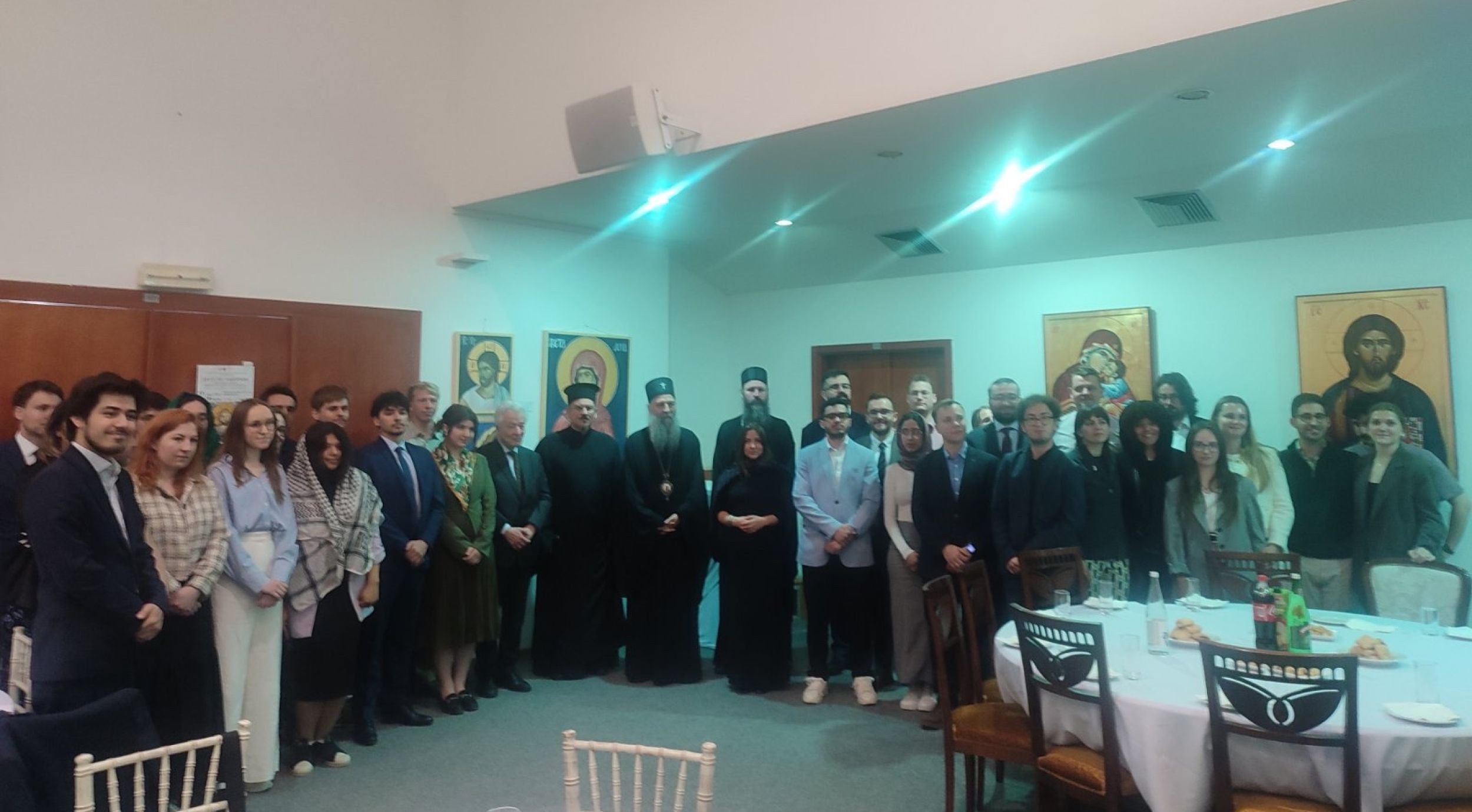 Студенты Колледжа Европы из Натолина прибыли с визитом к Патриарху Сербскому 