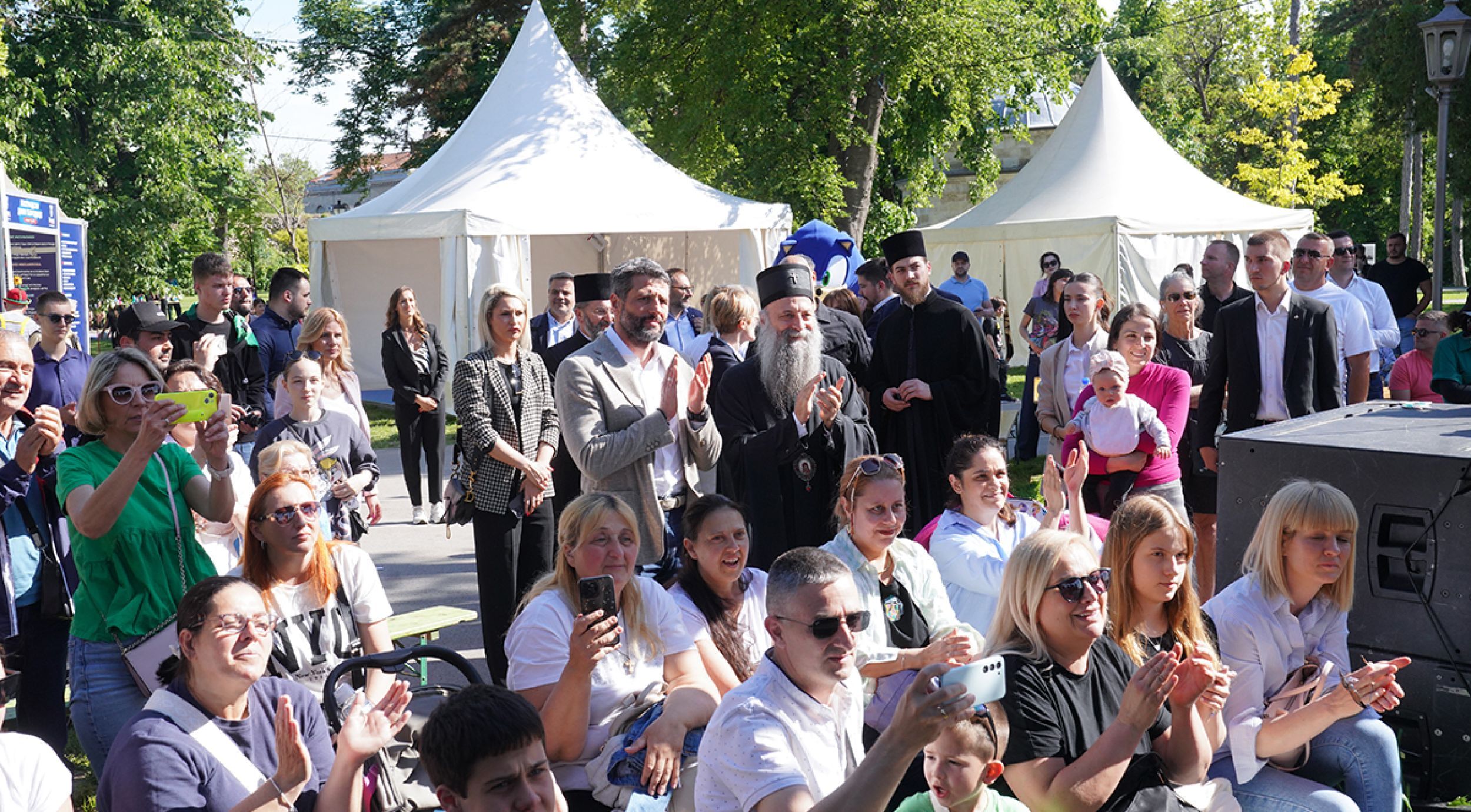 Патриарх Порфирий: Семья даром не дается, раз и навсегда, она выстраивается и мы должны сохранять её и заботиться о ней