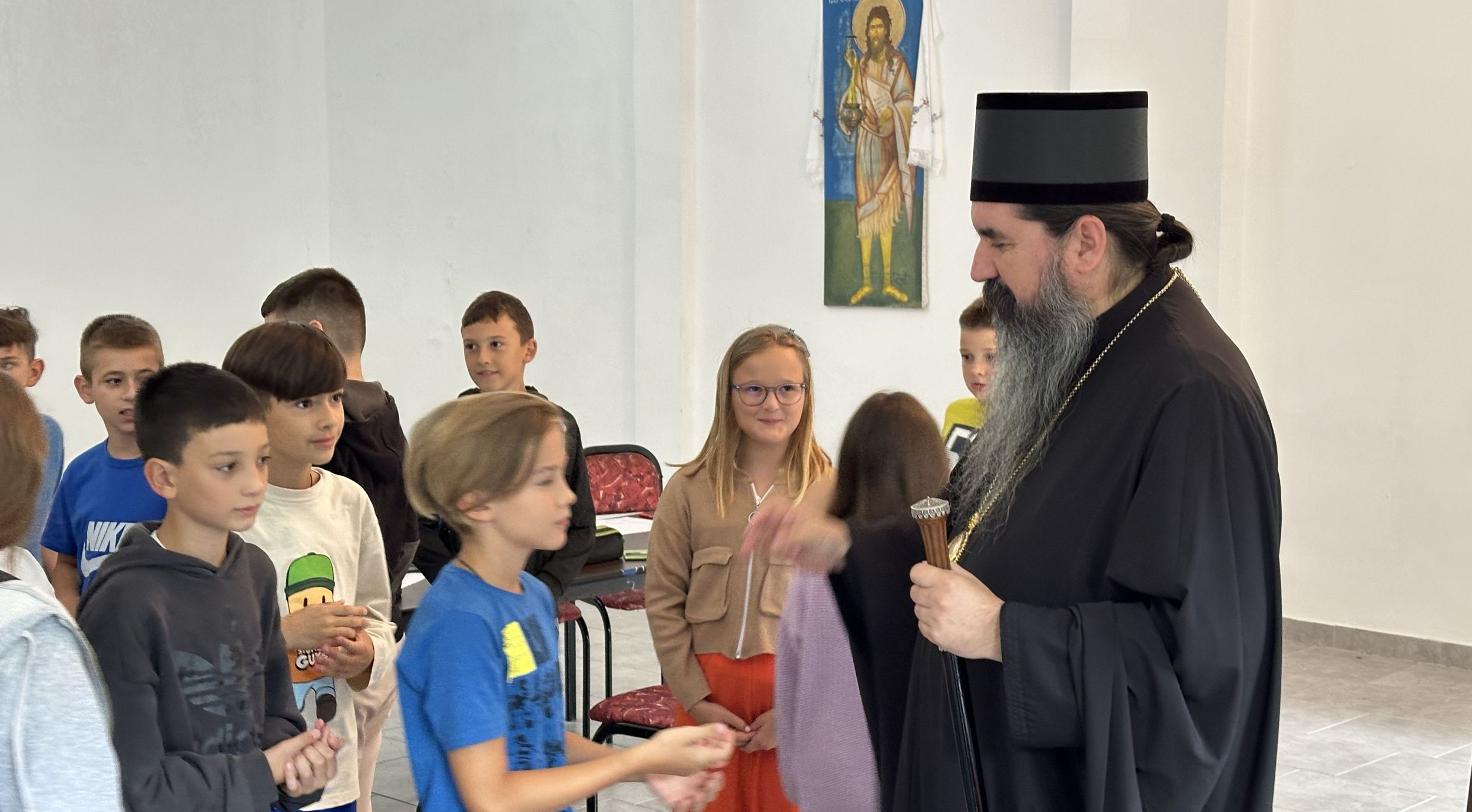 Епископ Јеротеј: Циљ Духовне школе је васпитање у духу наше вере, традиције и љубави према отачаству