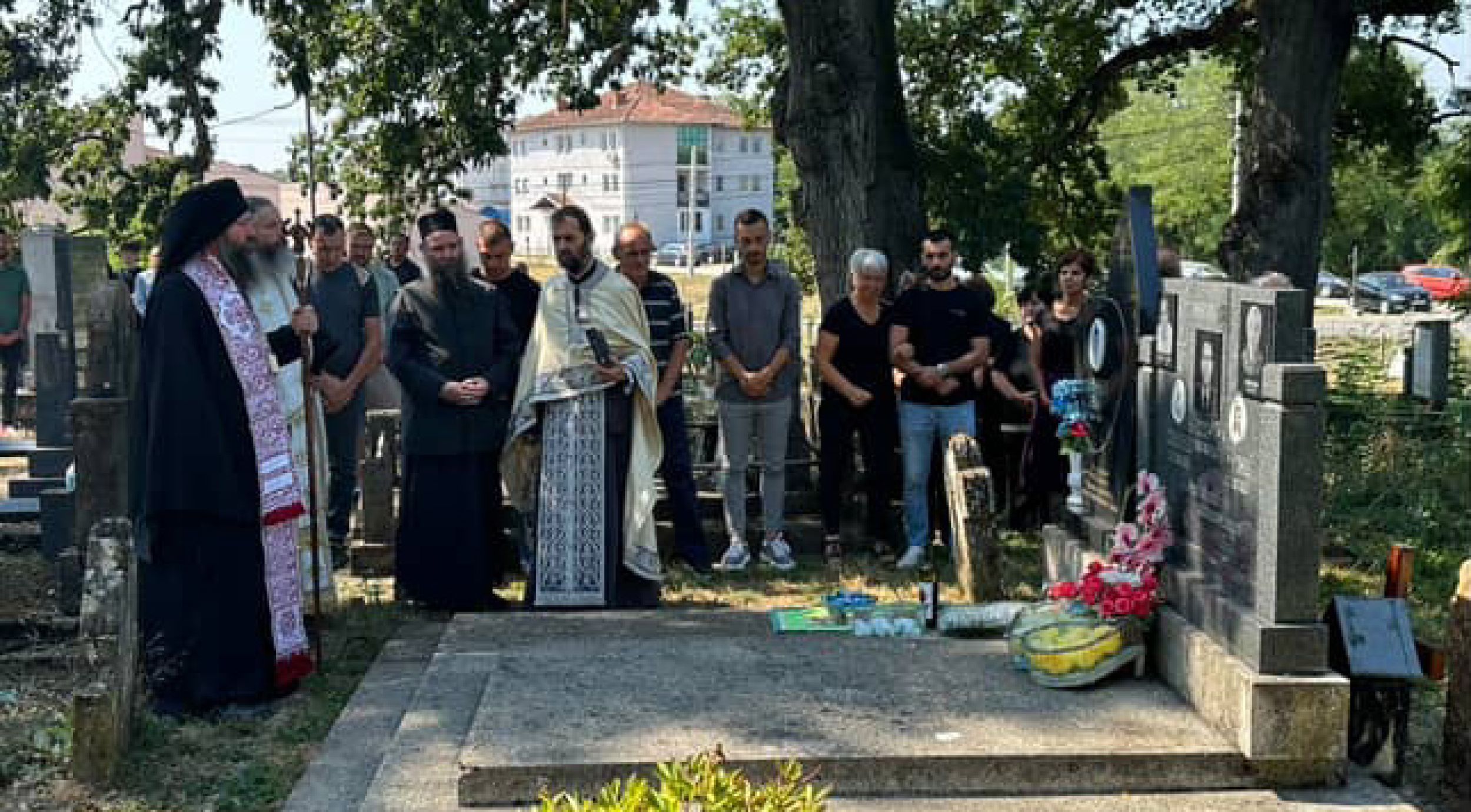 Владикa Иларион у Гораждевцу: Иван и Панто живе у Божјем загрљају