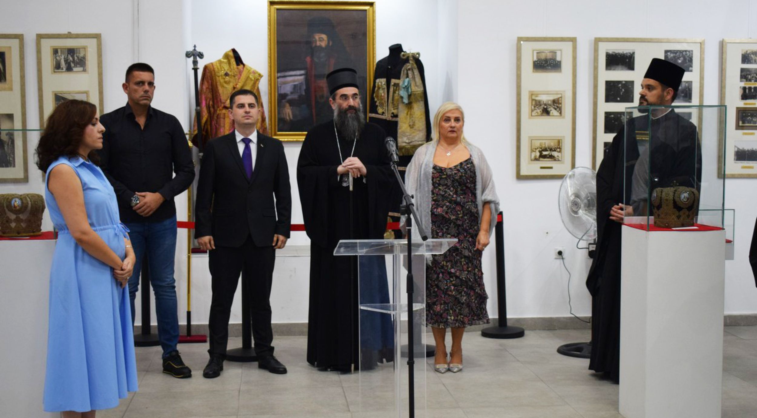 Служитељ мира и љубави