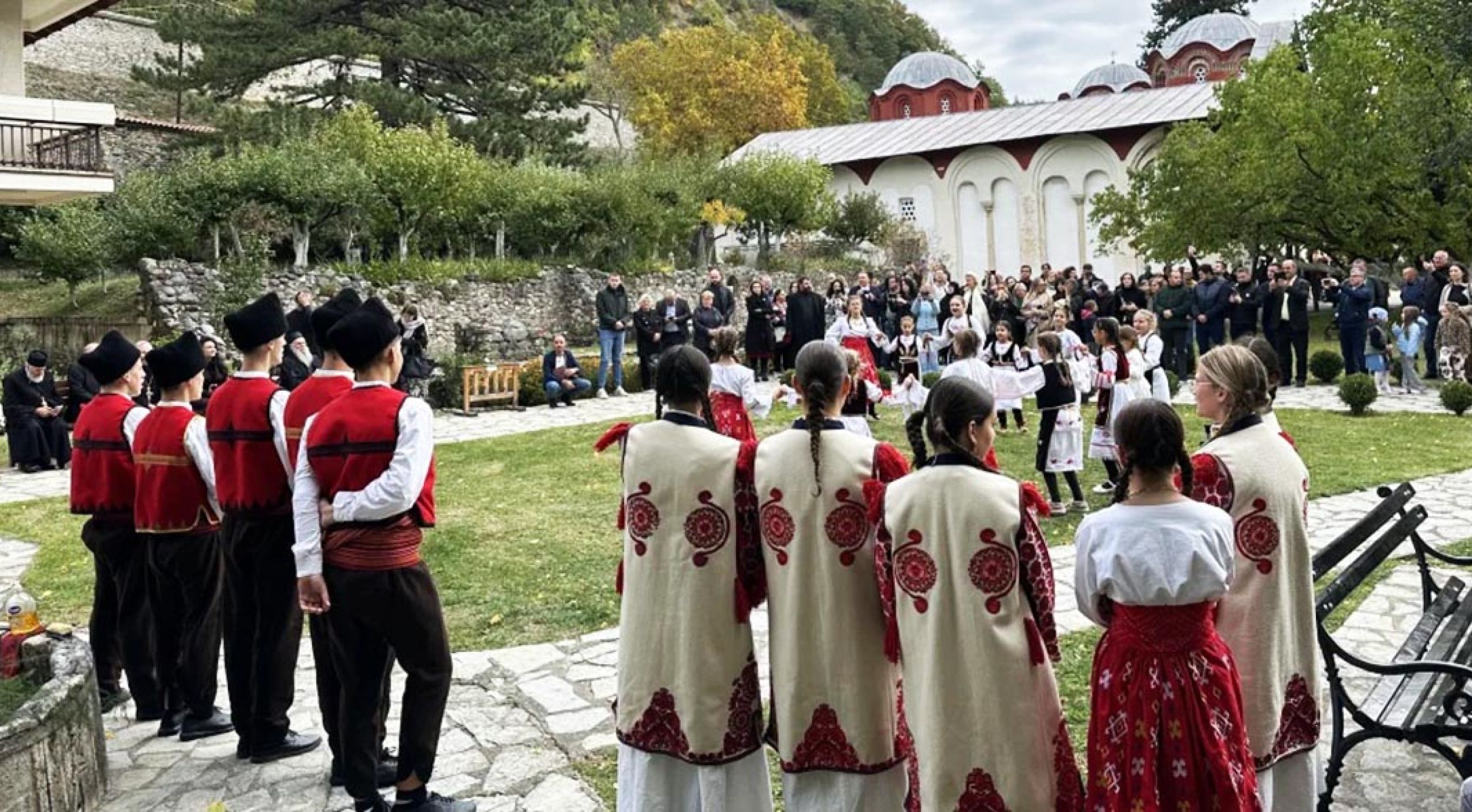 Слава Пећке Патријаршије