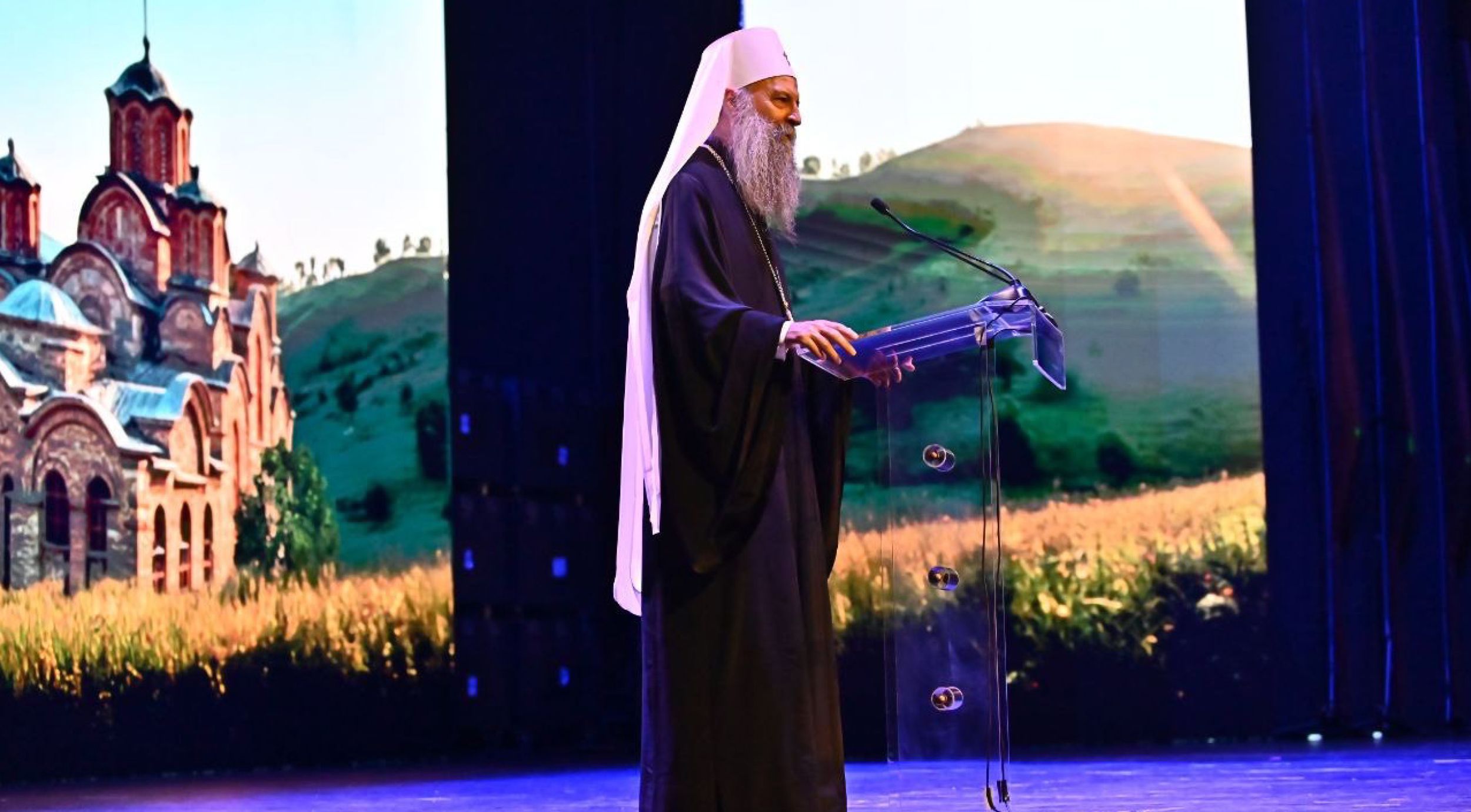 Patriarch Porfirije and Metropolitan Irinej at the Founding Assembly of the Russian Historical Society in Serbia