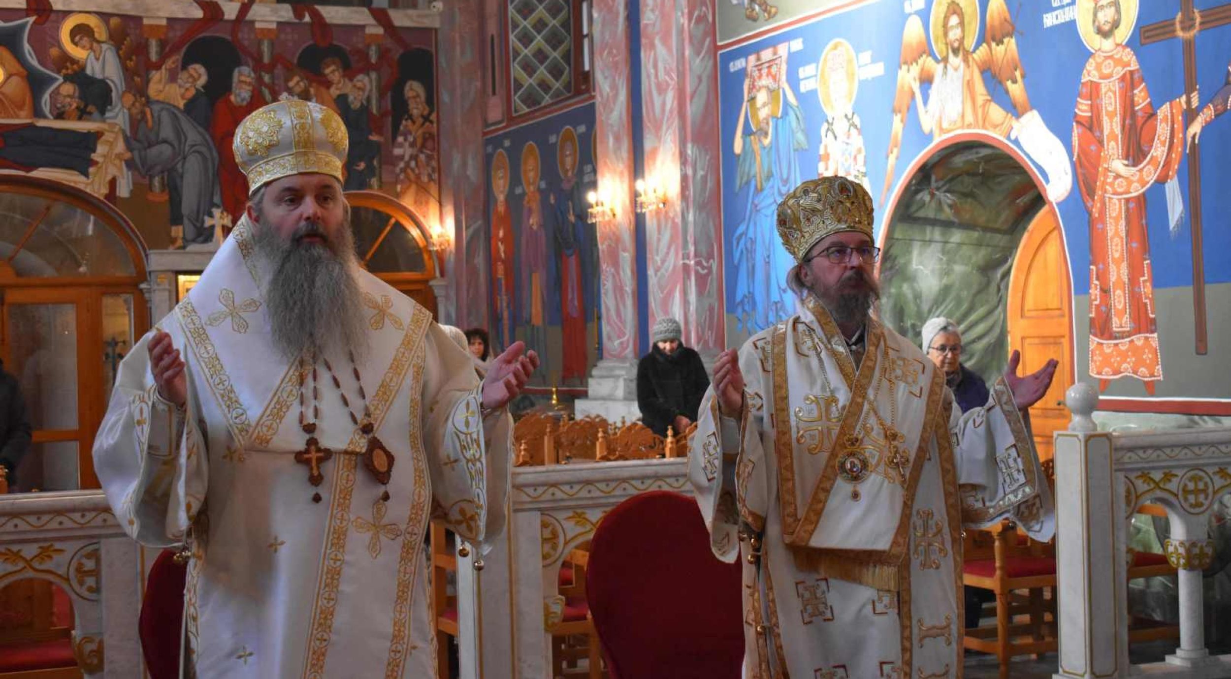 Епископ Серафим у посети Епархији горњокарловачкој