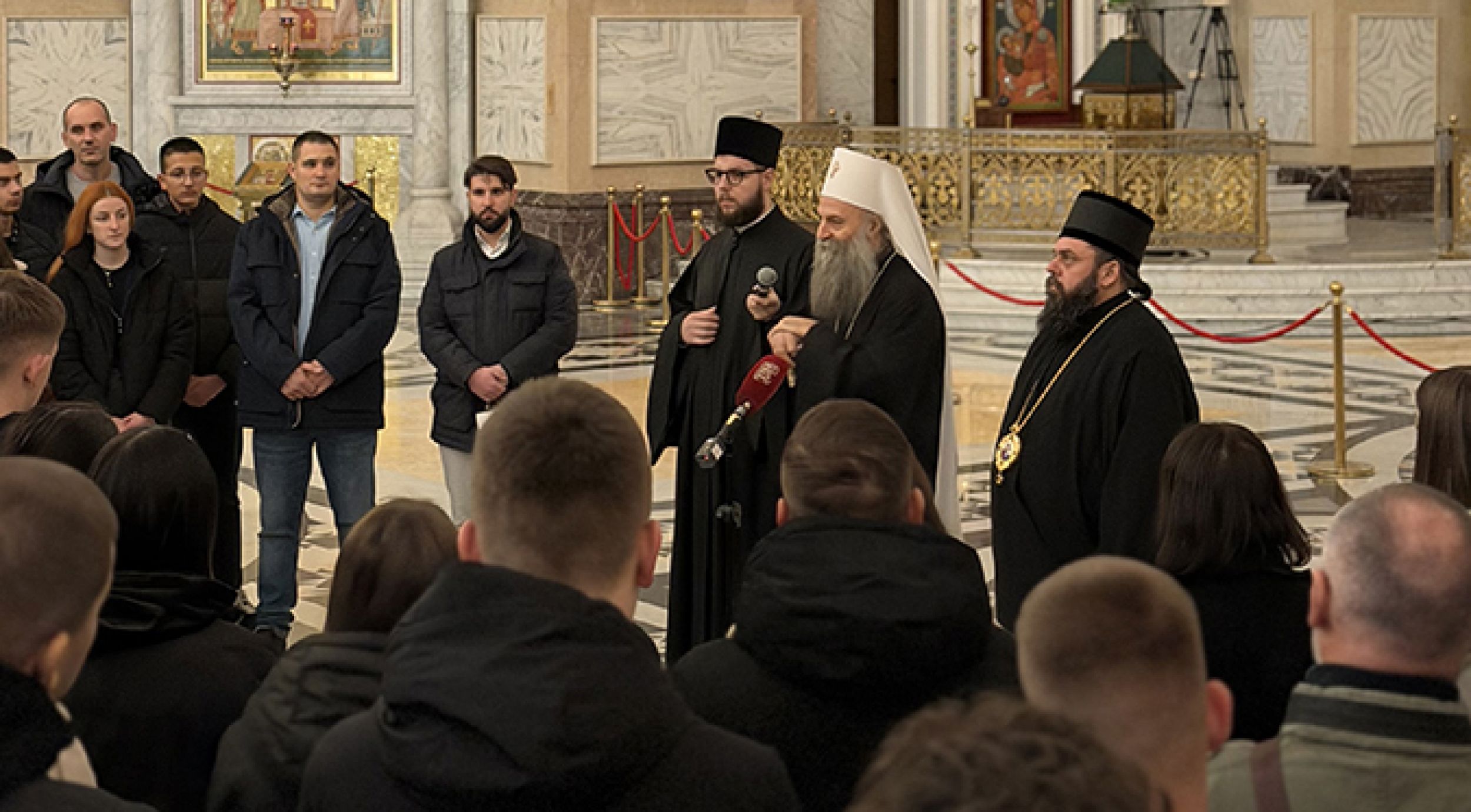 Патријарх Порфирије: Трудимо се да свима сведочимо Христа, а то значи љубав!