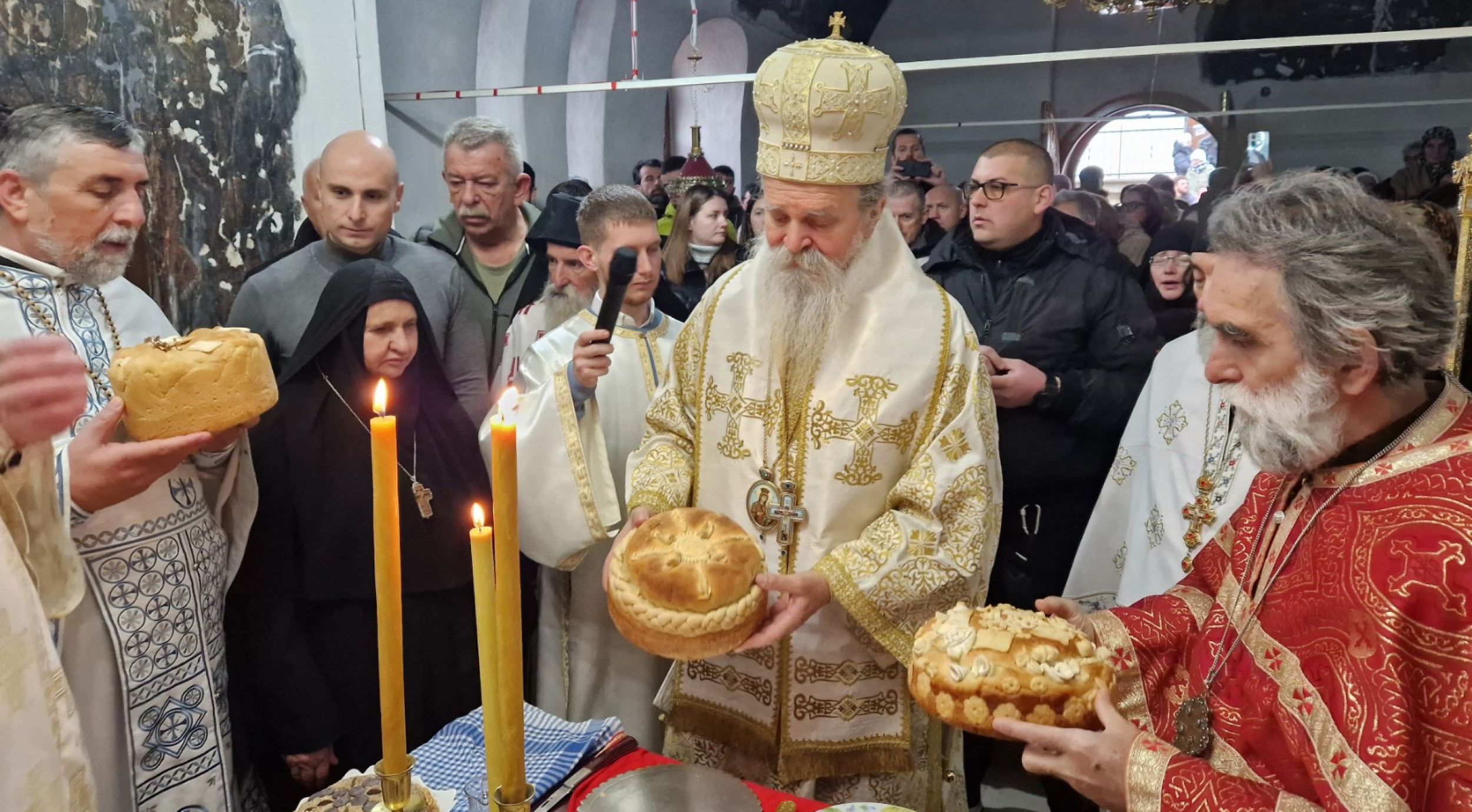 Свети Јоаникије свечано прослављен у манастиру Девичу