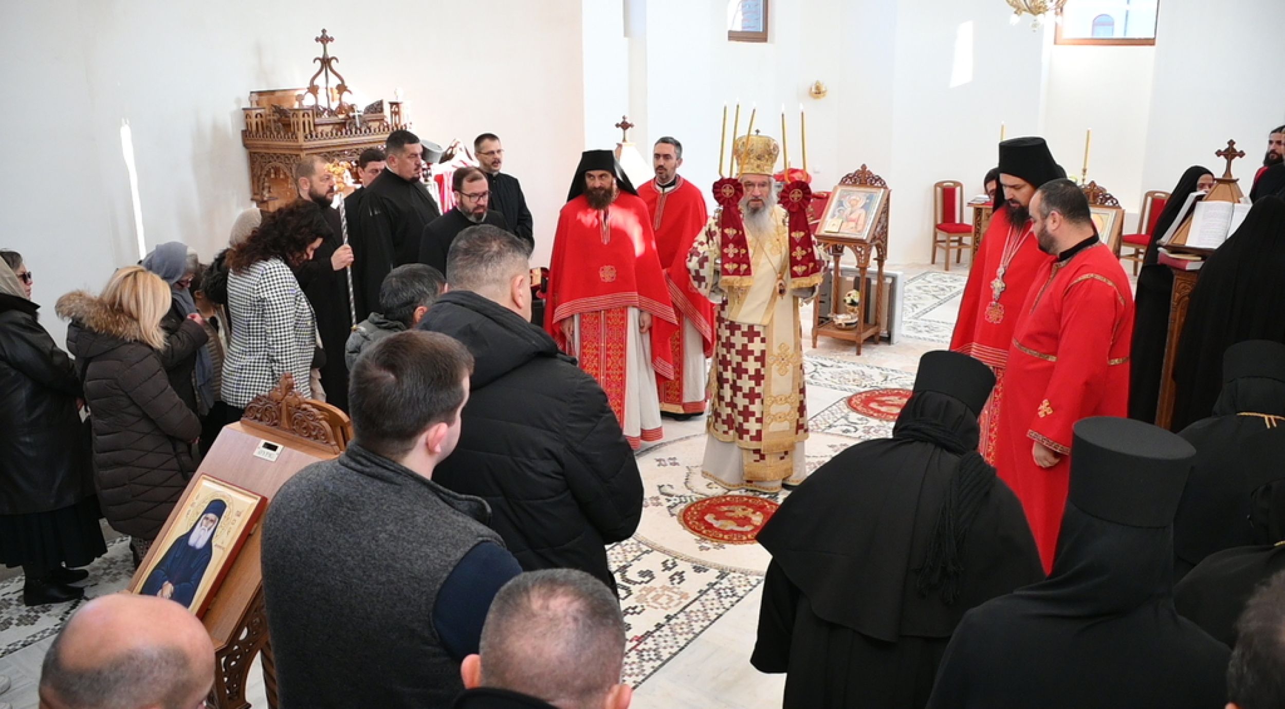 Митрополит Јован богослужио у манастиру Светог Пајсија код Јагодине