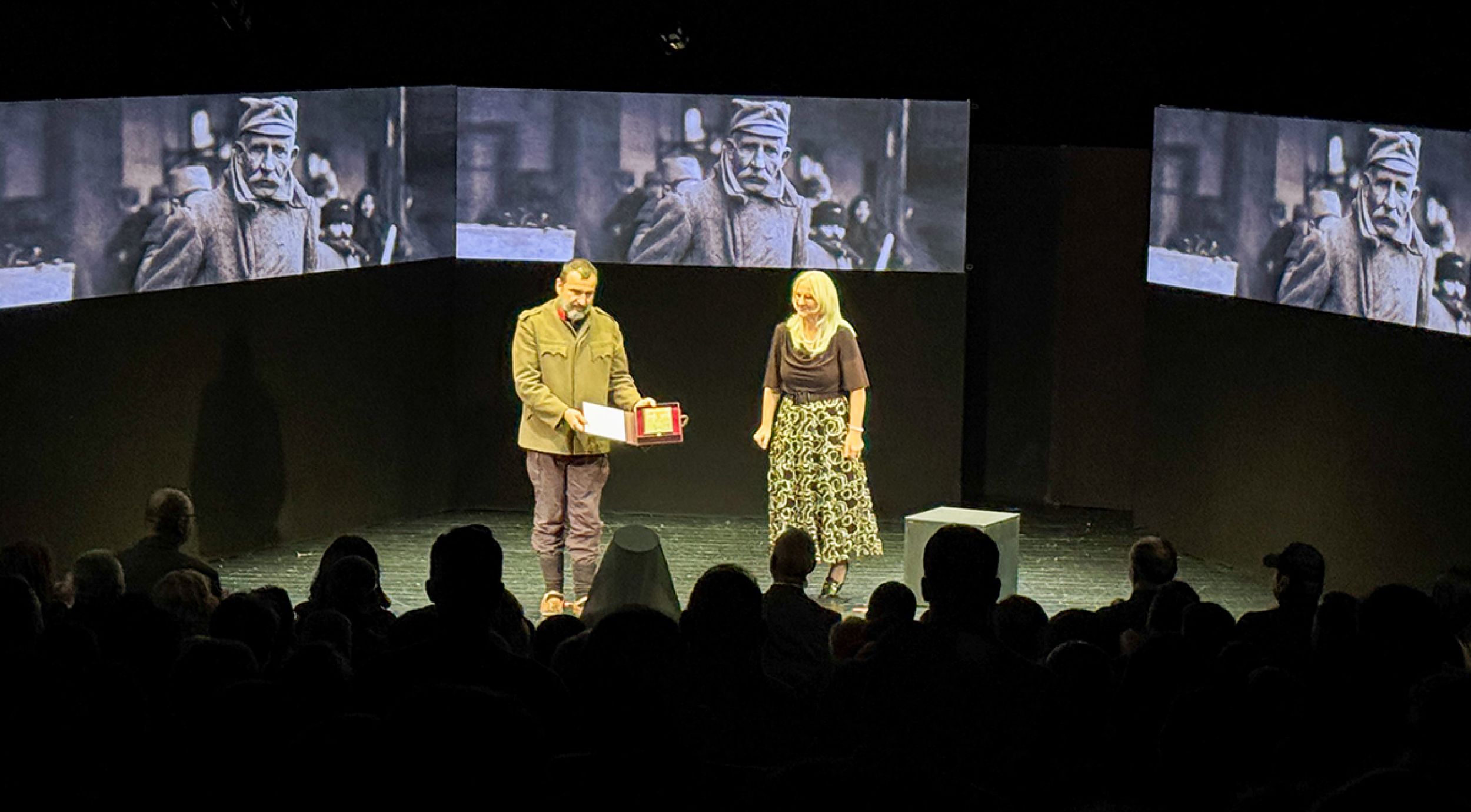 Добротворна представа драмског уметника Ненада Јездића за фонд „Привредник“