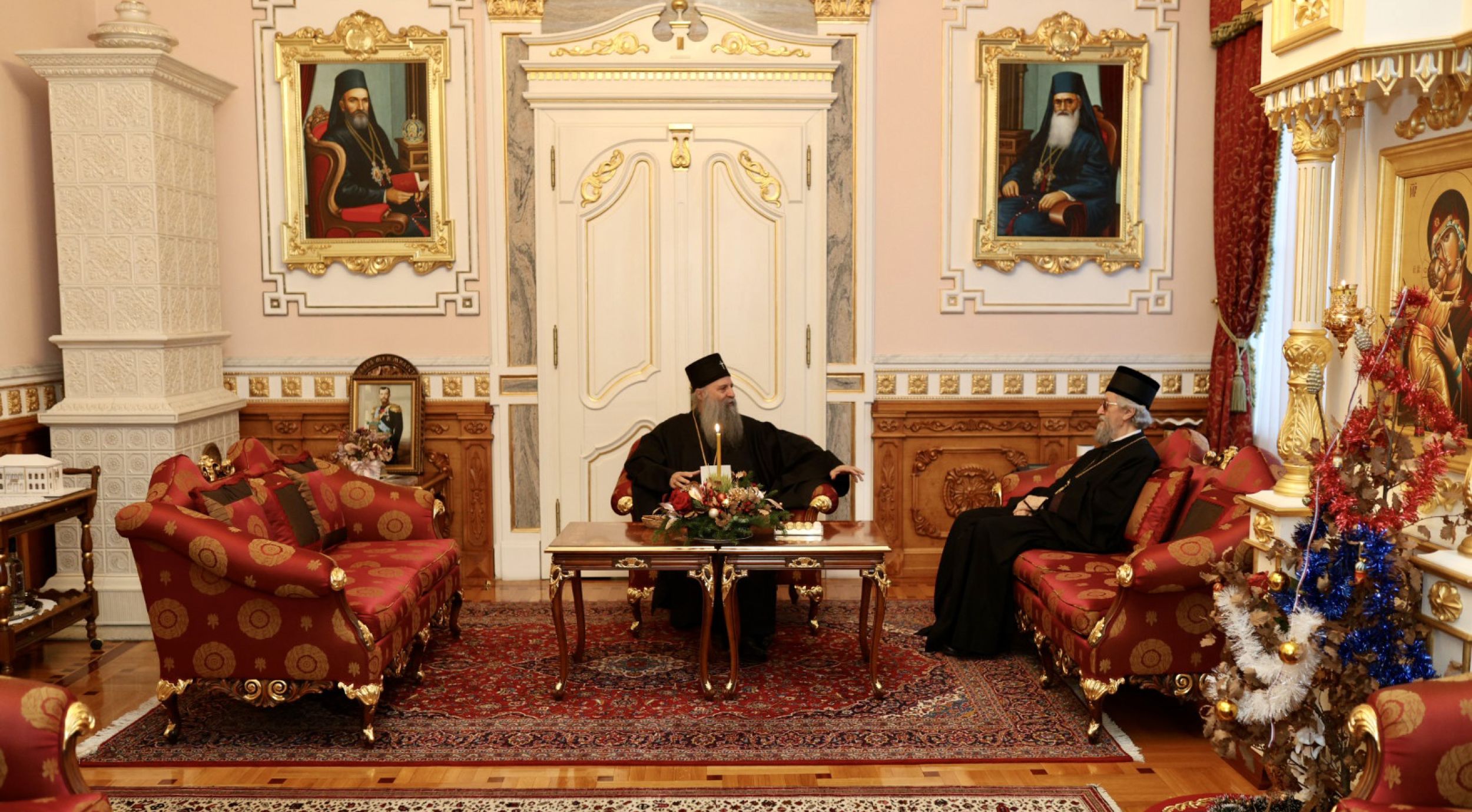 Срдачан сусрет Патријарха Порфирија и&nbsp; Митрополита бањалучког Јефрема