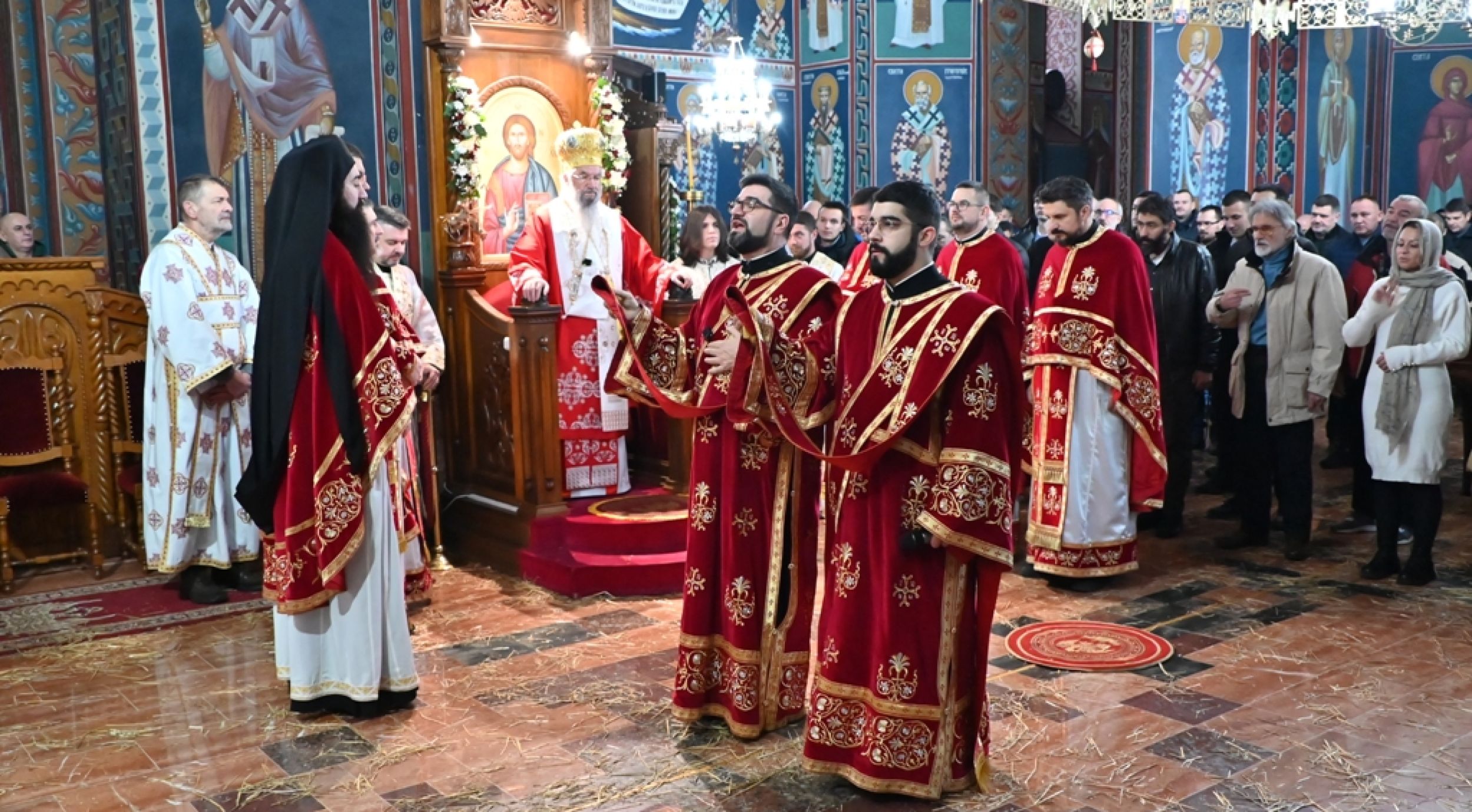 Рођење Богомладенца Христа свечано прослављено у Саборном храму у Крагујевцу 