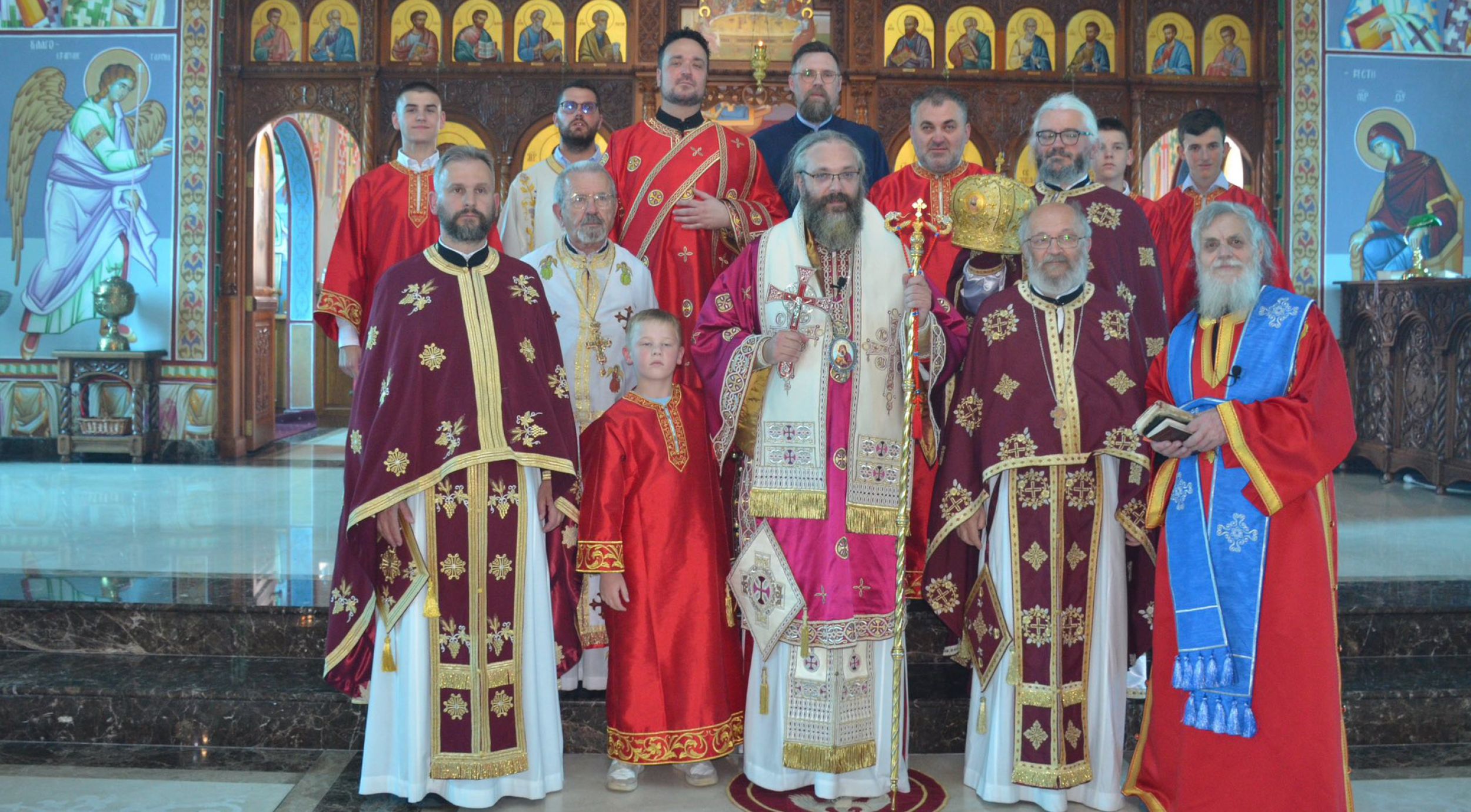 Митрополит Силуан у Божићној канонској посети Викторији