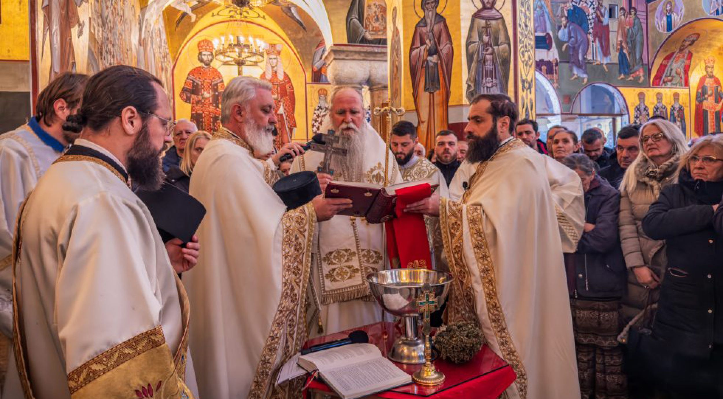 Митрополит Јоаникије: Господ дошао да освети и наш живот и целу творевину