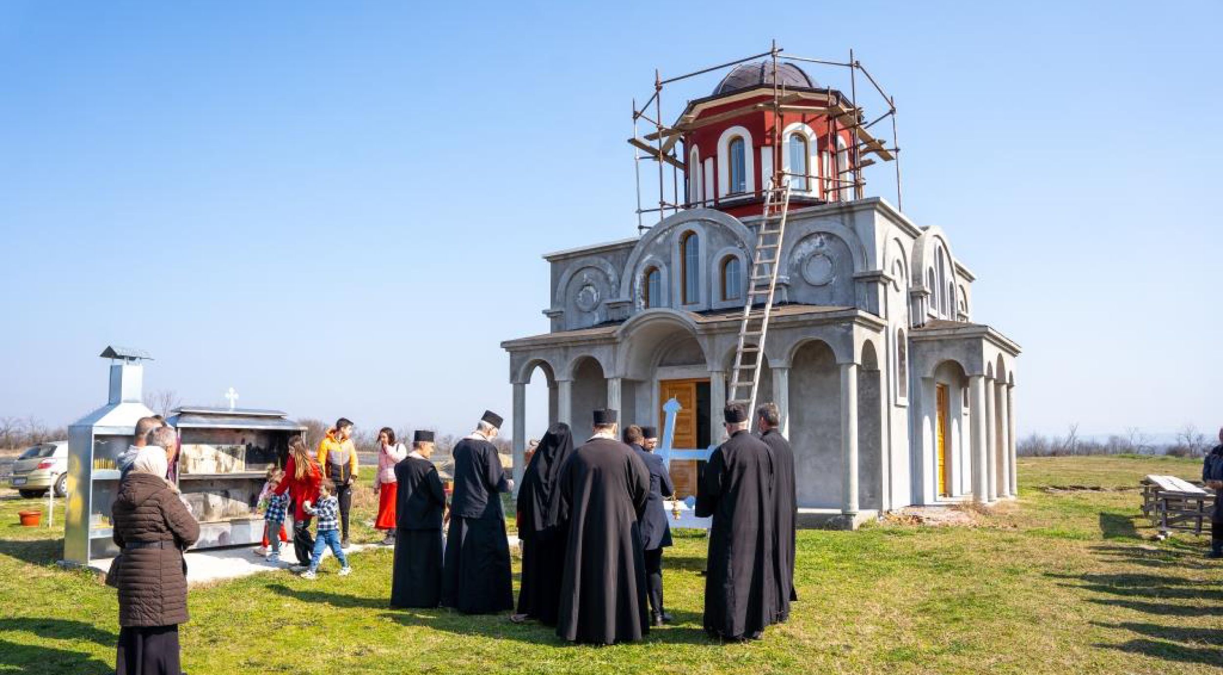 Освећени крстови за нови храм Вазнесења Господњег у Обрежу