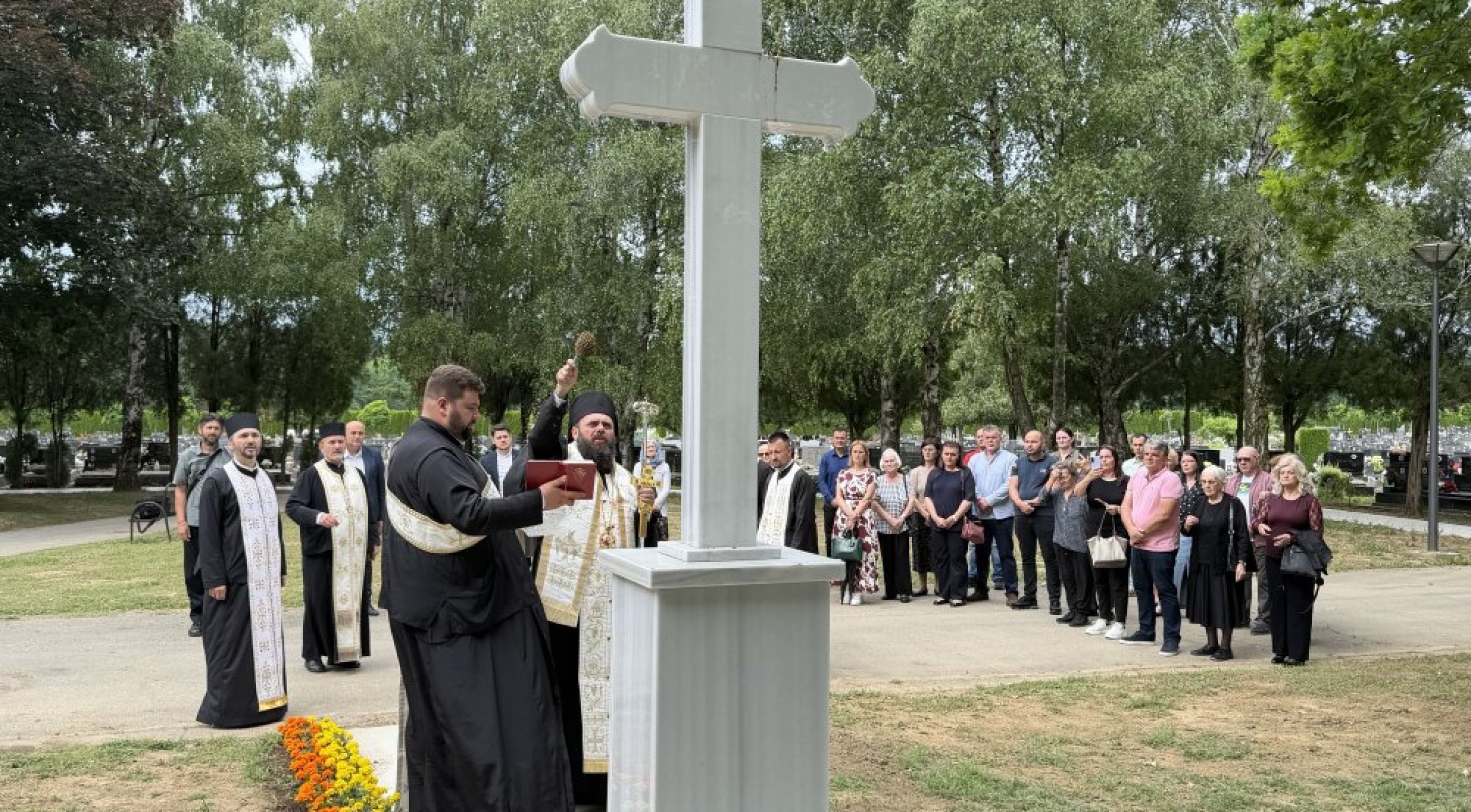 Слободно сведочимо Христа Победиоца смрти, Победиоца зла, апсолутног Господара живота